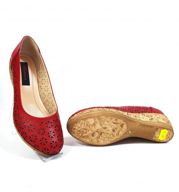 Pantofi dama perforati din piele naturala - Rosu - T15 R