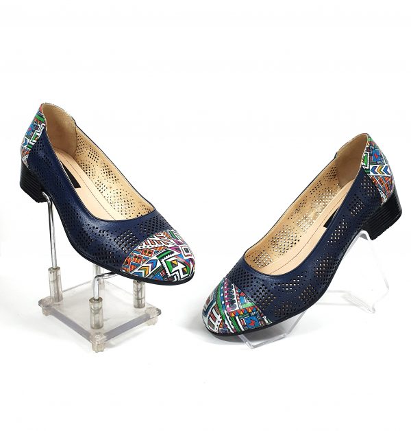 Pantofi dama perforati din piele naturala - Bleumarin cu Model Traditional - T12 BMT